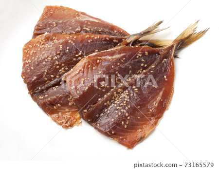 Horse mackerel dried 73165579