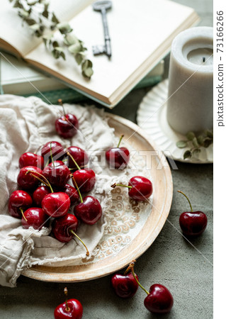 American cherry antique table American cherry antique table 73166266