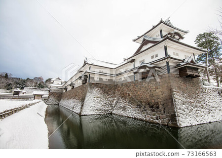 Kanazawa Castle where snow dances Kanazawa Castle where snow dances 73166563