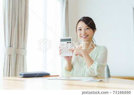 Housewife image Housewife image 73166890