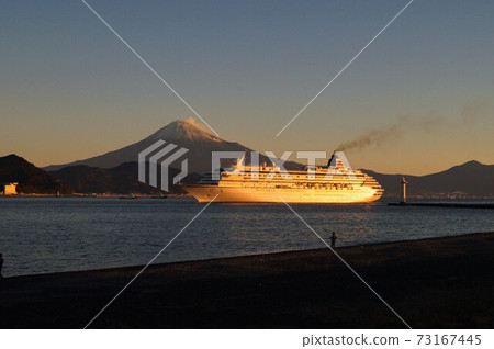 Luxury liner Asuka II Mt. Fuji Shimizu Port 73167445
