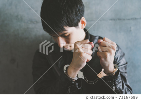 apprehension, handcuff, male 73167689