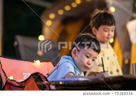 Family lifestyle camp Family lifestyle camp 73168316