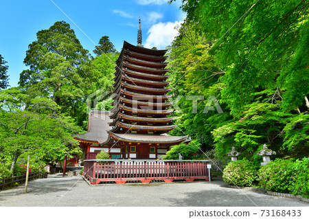 Shirasan shrine of the fresh green Shirasan shrine of the fresh green 73168433