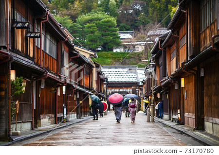冬天在東茶屋區的遊客 73170780