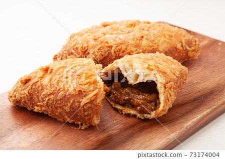 咖哩麵包 73174004