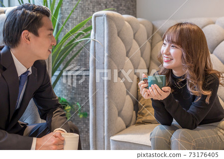 Women who are pleased to receive a present Women who are pleased to receive a present 73176405