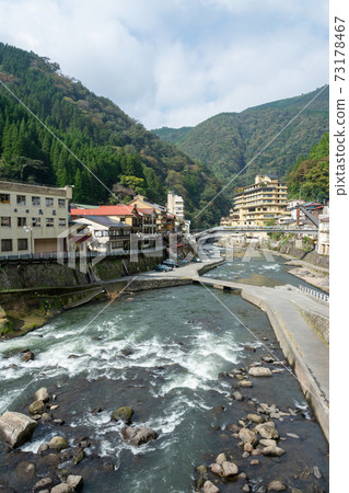 Shikade溫泉 73178467