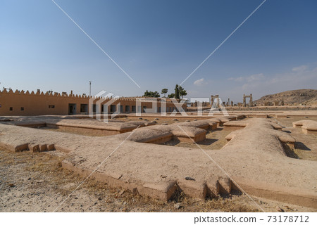 Ruins of Persepolis in Shiraz, Iran 73178712