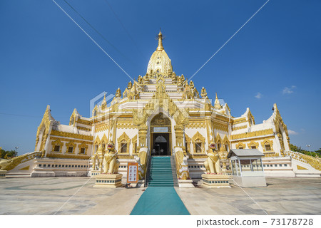 Buddha Tooth Relic Pagada in Yangon, Myanmar Buddha Tooth Relic Pagada in Yangon, Myanmar 73178728