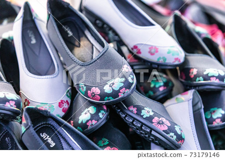 Floral rubber shoes Floral rubber shoes 73179146