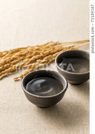 Sake Sake 73184187