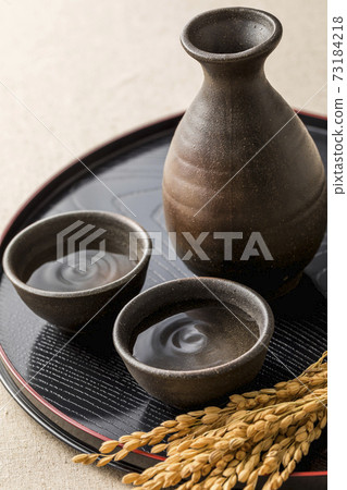 Sake  73184218