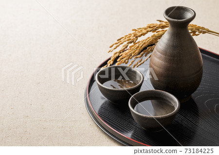 Sake Sake 73184225