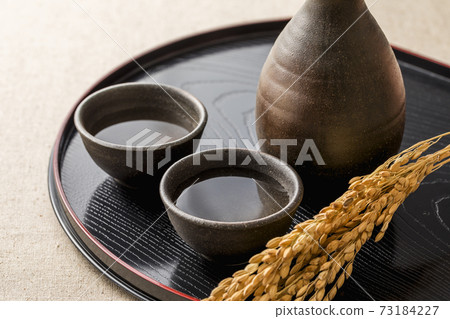Sake Sake 73184227