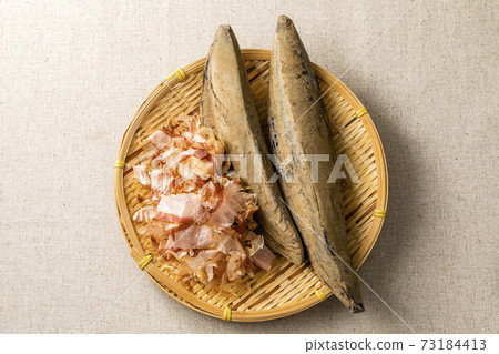 鰹 鰹 73184413