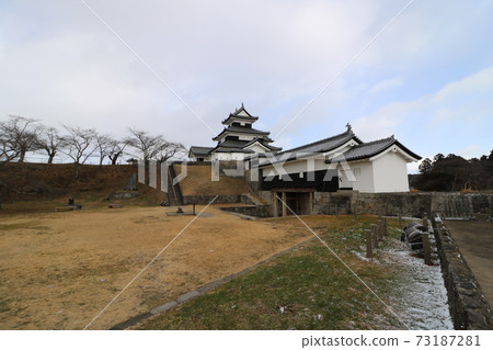 Komine Castle recovered from the earthquake in Shirakawa City, Fukushima Prefecture 73187281