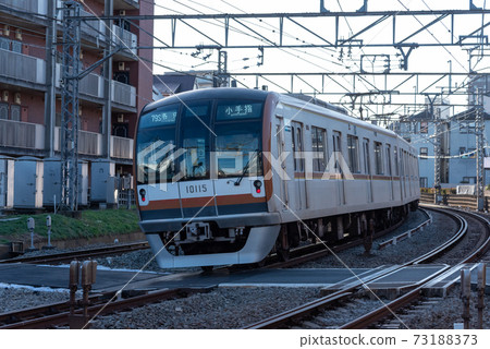Tokyo Metro 10000 series (inside Seibu Ikebukuro Line) Tokyo Metro 10000 series (inside Seibu Ikebukuro Line) 73188373