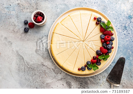 Classic New York cheesecake Classic New York cheesecake 73189387