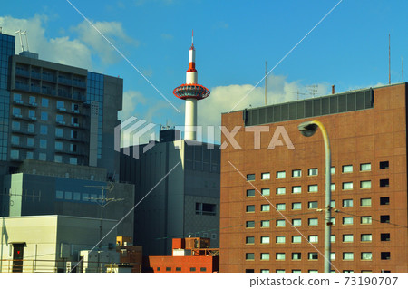 Kyoto Tower and buildings 73190707