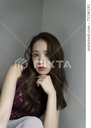 Woman beauty portrait Woman beauty portrait 73196191