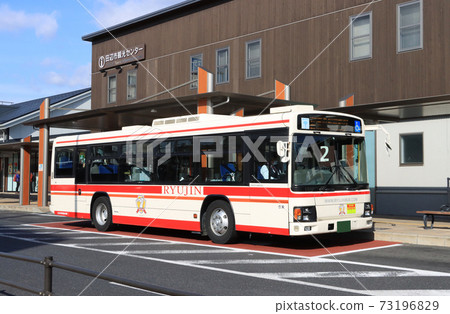 紀伊田邊站前的龍神巴士 紀伊田邊站前的龍神巴士 73196829