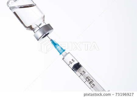 Inject the vaccine 73196927