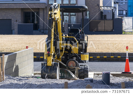 Small excavator Small excavator 73197671