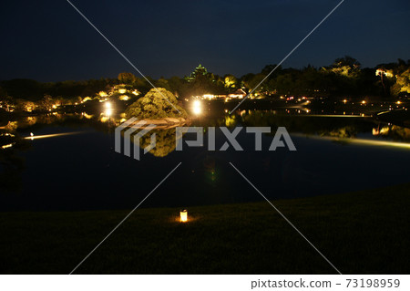A walk in the four seasons Spring Korakuen A walk in the four seasons Spring Korakuen 73198959