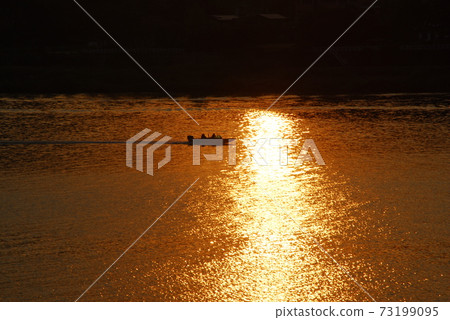 Bukhan River, upper stream, Gapyeong-gun, Sangsu area Bukhan River, upper stream, Gapyeong-gun, Sangsu area 73199095