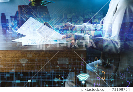 Portrait Portrait 73199794