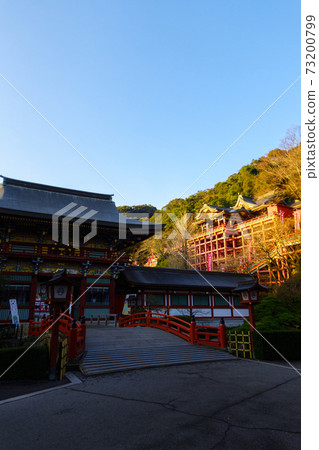 湯德稻荷神社在黎明(新年) 湯德稻荷神社在黎明(新年) 73200799