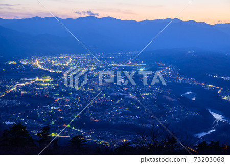 Taken from Minoyama Park in Chichibu city where the light of the town begins to shine Taken from Minoyama Park in Chichibu city where the light of the town begins to shine 73203068