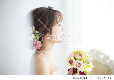 Bridal image Bridal image 73203254