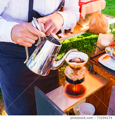 Barista coffee brewing [cafe image] 73204274