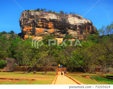 Huge seagiriya rock in the jungle 73205024