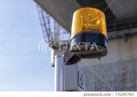 黃色警示燈 黃色警示燈 73205703