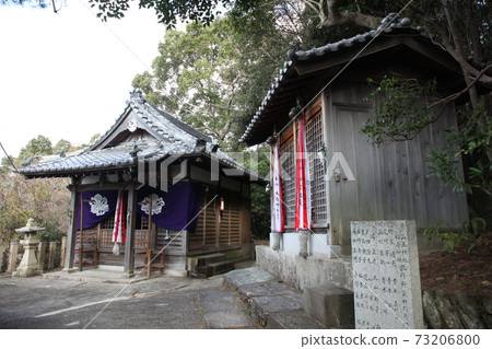 Kakimoto Shrine 73206800