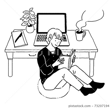 便攜式計算機上的遠程工作一個放鬆的女人的插圖素材 73207194