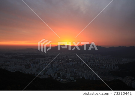 Bukhansan, sunset, Bulamsan, top, downtown 73210441