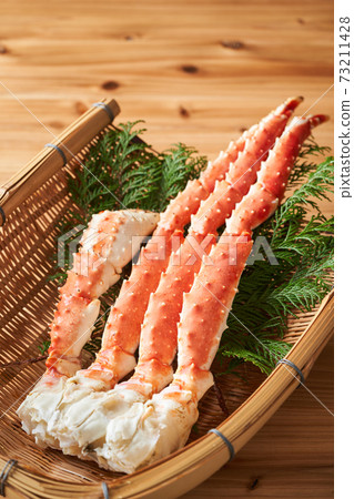 Boiled king crab 73211428