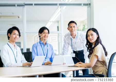 Young business person meeting in the office Young business person meeting in the office 73215360