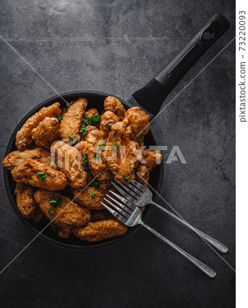 Chicken Wing 73220093