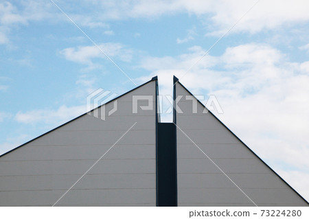 Triangular roof of Ito City / Ito Marine Town Triangular roof of Ito City / Ito Marine Town 73224280