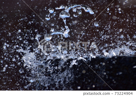 飛濺201226 pm 1:32 73224904