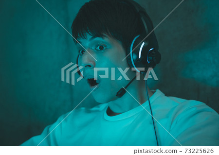 Netoge user Netoge user 73225626