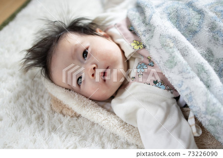 4 months cute baby 4 months cute baby 73226090