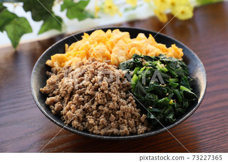 三顏色唐碗 73227365