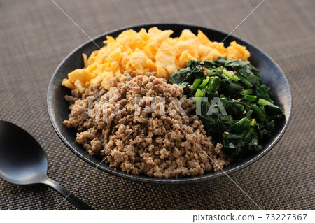 三顏色唐碗 73227367