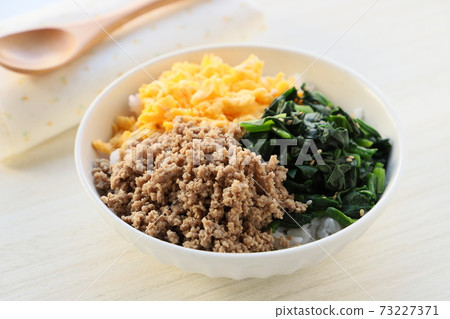 Three-color bowl Three-color bowl 73227371